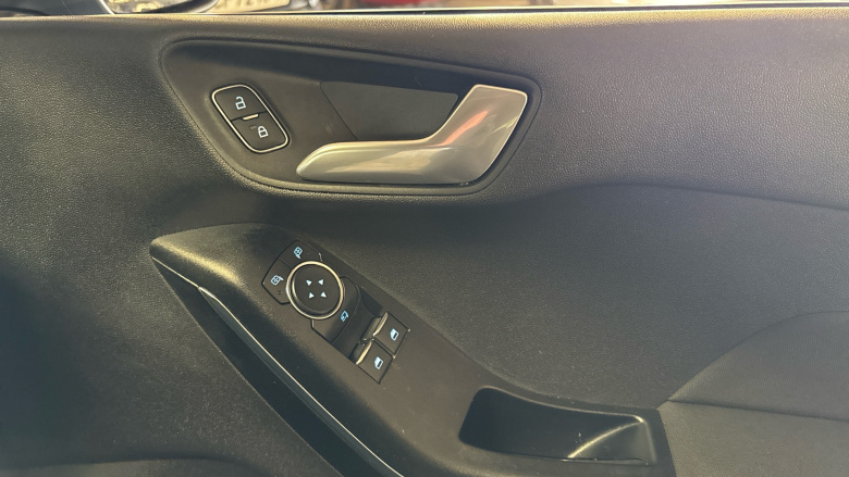Ford Fiesta 1.0 EcoBoost Titanium 5dr Auto Petrol Hatchback